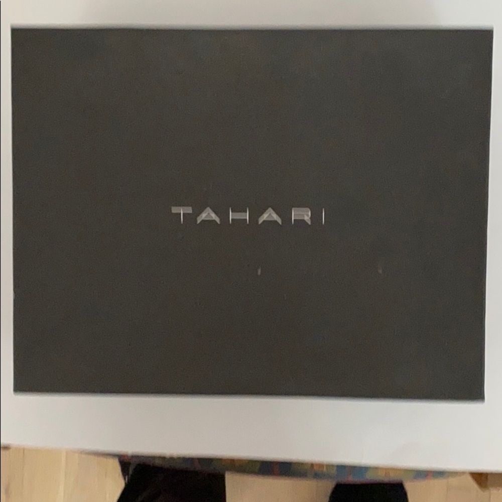 👠❤️ NWOT Tahari platform shoes - Picture 6 of 6